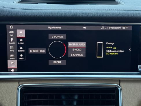 Used 2021 Porsche Panamera 4 image 29