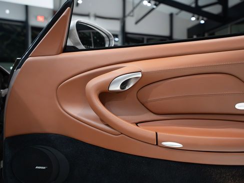 Used 2002 Porsche 911 Cabriolet image 21