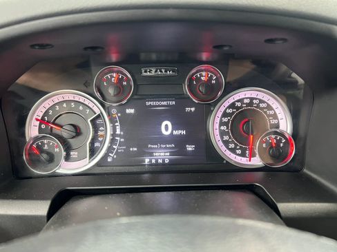 Used 2019 RAM 1500 Classic Warlock AWD/4WD image 15