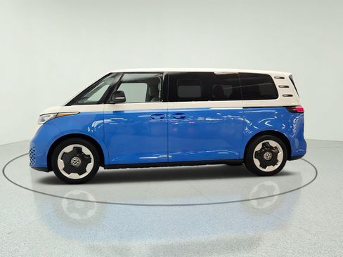 Used 2025 Volkswagen ID. Buzz Pro S Plus AWD/4WD image 8
