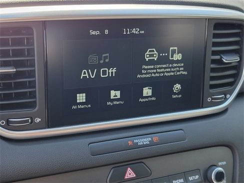 Used 2022 Kia Sportage LX image 21