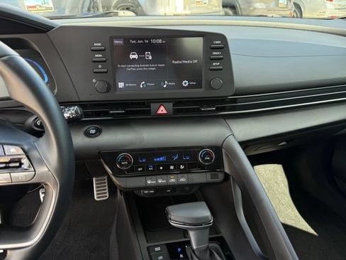 Used 2026 Hyundai Elantra Sport FWD image 15