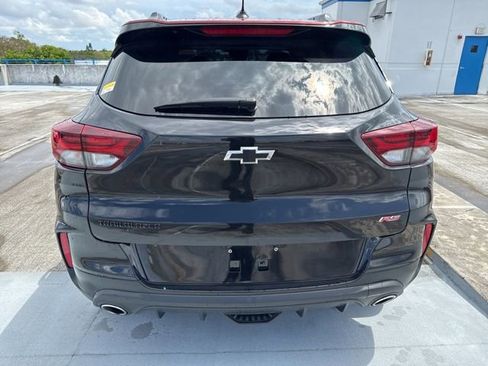 Used 2023 Chevrolet TrailBlazer RS FWD image 16