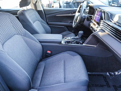 Certified 2025 Toyota Camry LE image 17