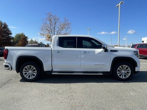 Used 2022 GMC Sierra 1500 Denali image 9