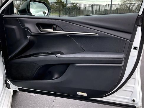 Used 2025 Toyota Camry XSE w/ Premium Plus Package image 26