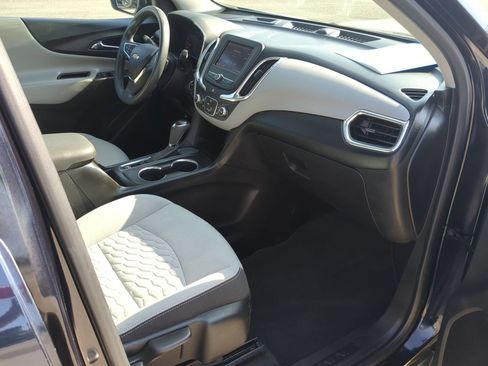 Certified 2021 Chevrolet Equinox LS w/ LPO, Cargo Package FWD image 29