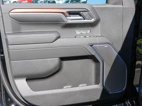 New 2026 GMC Sierra 1500 Denali image 9