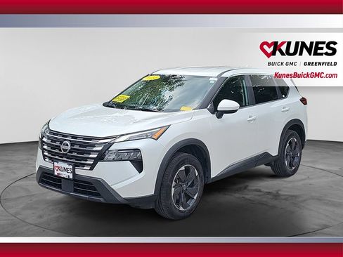 Used 2024 Nissan Rogue SV AWD/4WD image 5