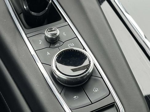 Certified 2024 Cadillac Escalade V image 39