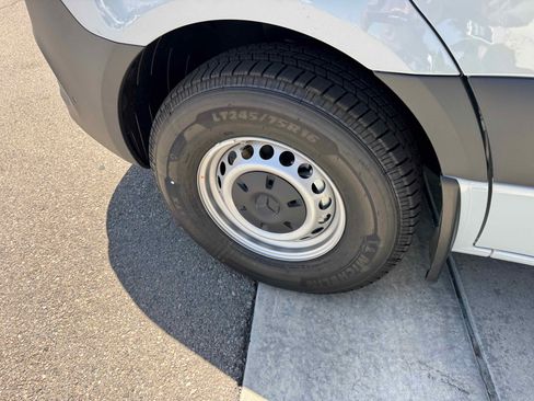 New 2025 Mercedes-Benz Sprinter 2500 image 14
