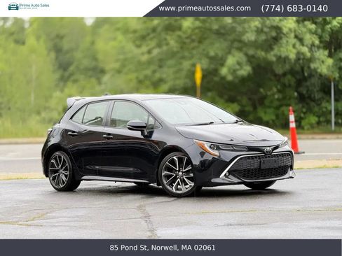 Used 2019 Toyota Corolla XSE FWD image 1