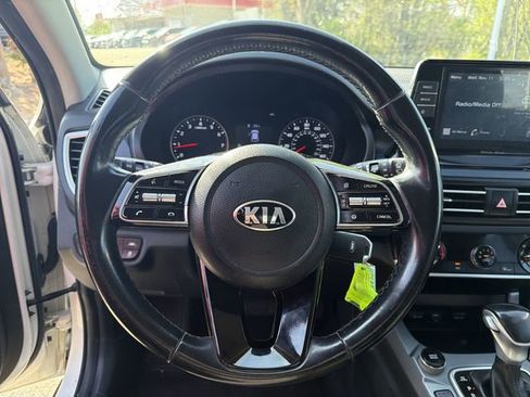 Used 2021 Kia Seltos S AWD/4WD image 14