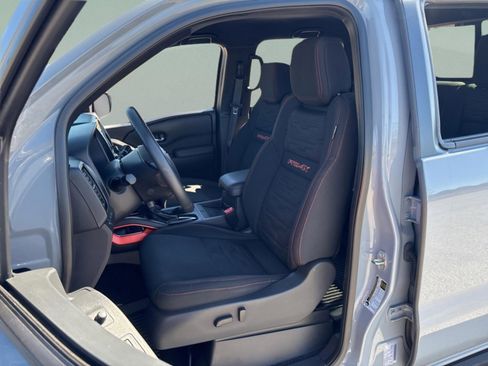 Used 2023 Nissan Frontier PRO-4X w/ Pro Convenience Package image 31
