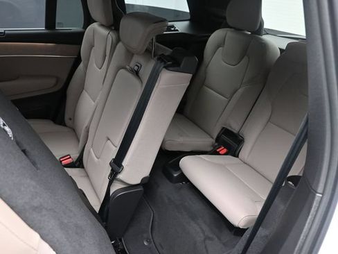 Certified 2026 Volvo XC90 B6 Ultra AWD/4WD image 22