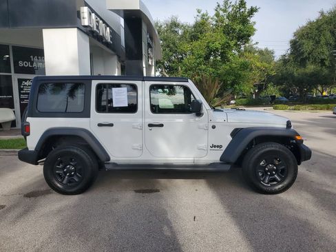 Used 2026 Jeep Wrangler Unlimited Sport AWD/4WD image 6