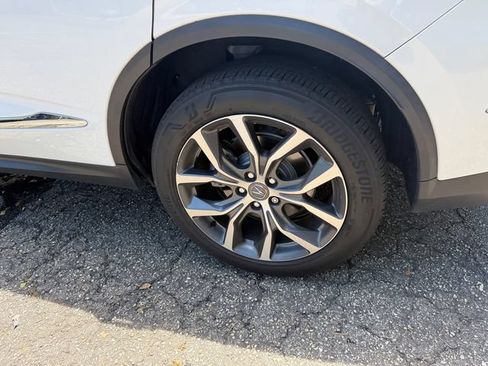 Used 2024 Acura MDX w/ Technology Package FWD image 12