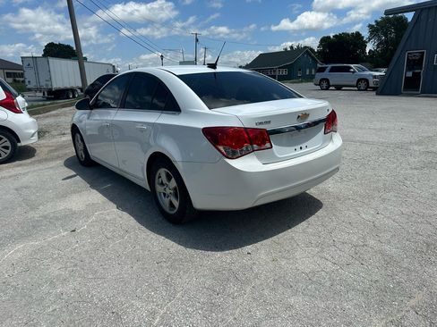 Used 2014 Chevrolet Cruze LT w/ Technology Package FWD image 6