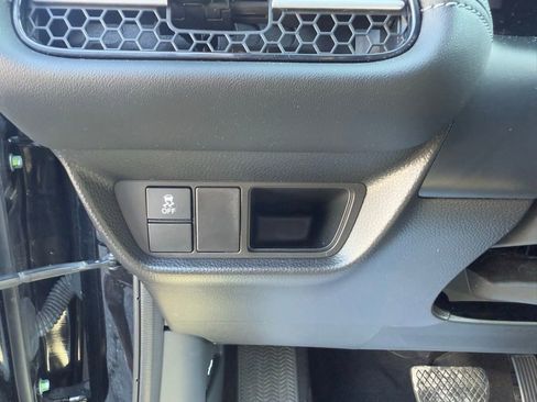 Used 2024 Honda HR-V EX-L image 12