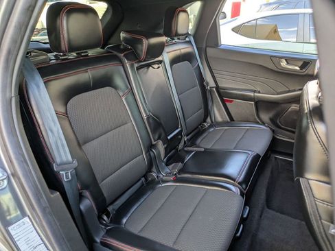 Used 2024 Ford Escape ST-Line image 27