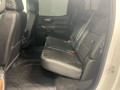Used 2020 Chevrolet Silverado 1500 High Country AWD/4WD image 8