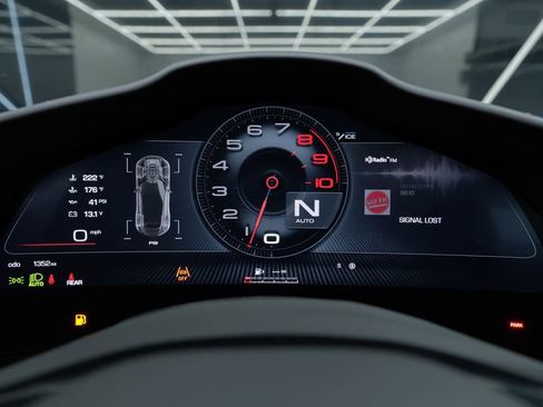 Used 2023 Ferrari Purosangue image 39