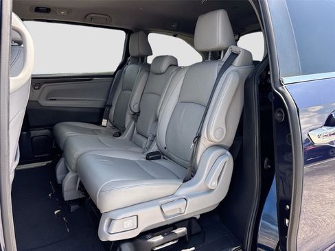Used 2021 Honda Odyssey EX-L image 28