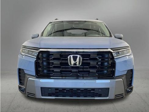 New 2026 Honda Pilot Touring image 10