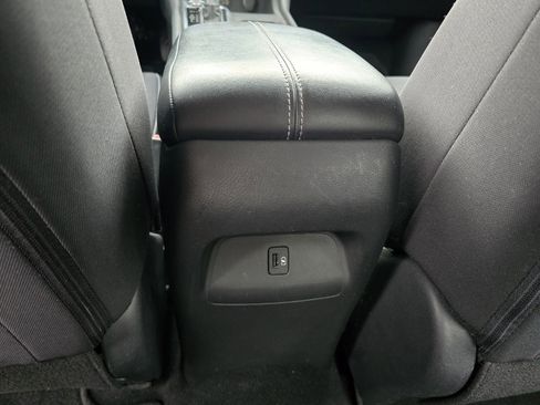 Used 2021 Nissan Sentra SV image 24