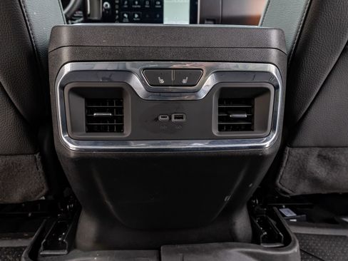 Used 2024 GMC Sierra 2500 Denali w/ Technology Package image 33