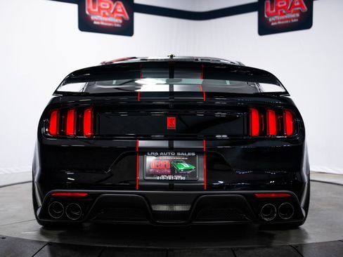 Used 2016 Ford Mustang Shelby GT350R w/ GT350R Equipment Group 920A RWD image 3