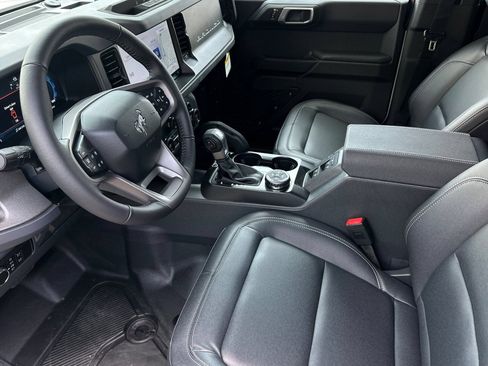New 2026 Ford Bronco Big Bend w/ Black Diamond Package AWD/4WD image 9