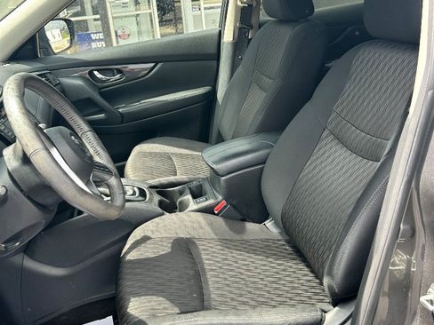 Used 2019 Nissan Rogue S w/ Special Edition Package AWD/4WD image 13