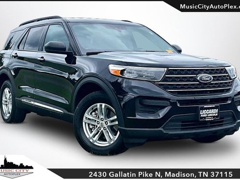 Used 2023 Ford Explorer XLT AWD/4WD image 1