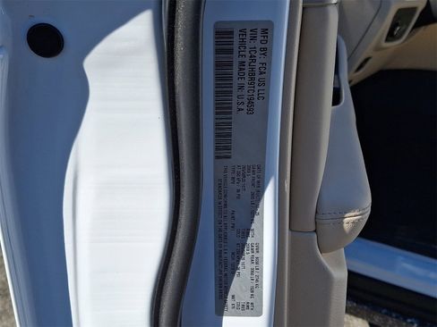 New 2026 Jeep Grand Cherokee Limited image 11