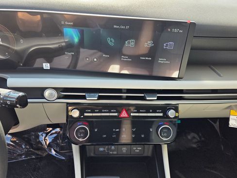 New 2026 Hyundai Tucson SEL image 11