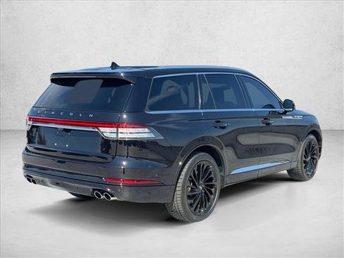 Used 2022 Lincoln Aviator Reserve w/ Equipment Group 201A AWD/4WD image 5