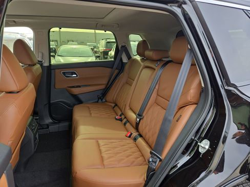 New 2026 Nissan Rogue Platinum w/ Platinum Premium Package image 17