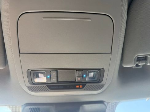 Certified 2025 Ford F350 XLT AWD/4WD image 33