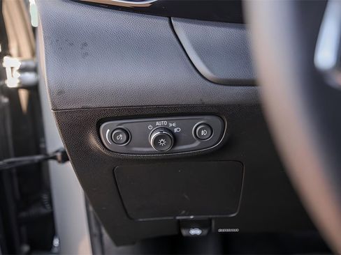 Used 2023 Buick Encore GX Select image 18