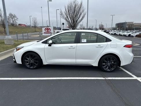 New 2026 Toyota Corolla SE image 6