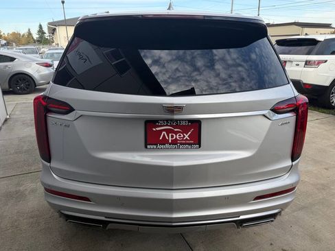 Used 2020 Cadillac XT6 Premium Luxury image 6