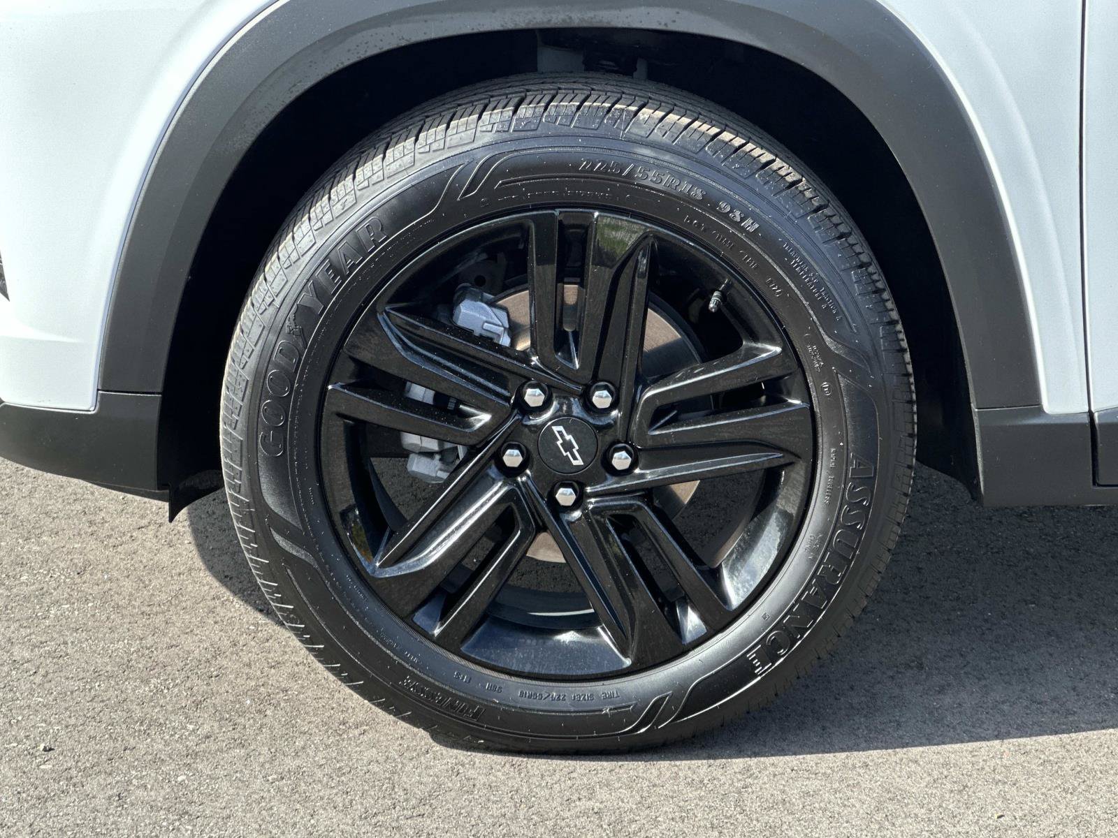Used 2025 Chevrolet Trax ACTIV w/ Driver Confidence Package FWD image 8