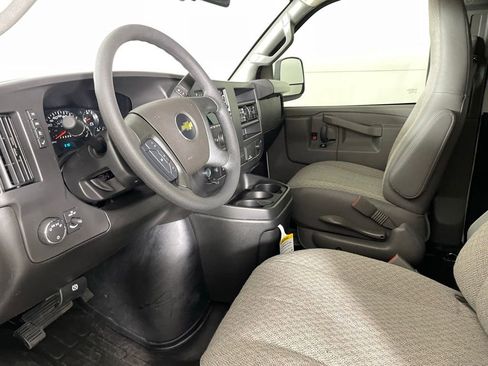 New 2025 Chevrolet Express 2500 w/ Driver Convenience Package image 25