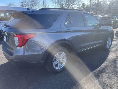 Used 2023 Ford Explorer XLT image 21