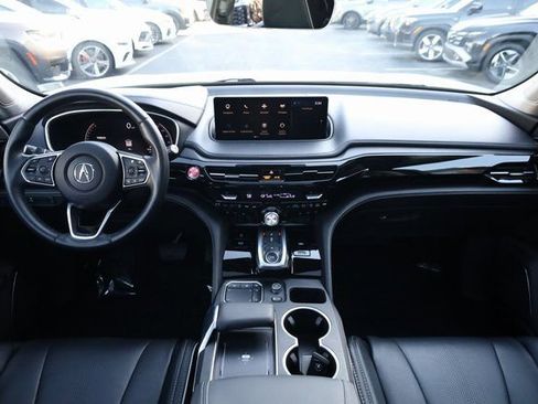 Used 2024 Acura MDX SH-AWD w/ Advance Package image 16