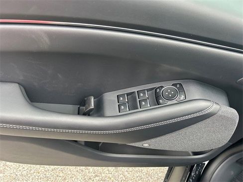 New 2025 Ford Mustang Mach-E Premium image 17