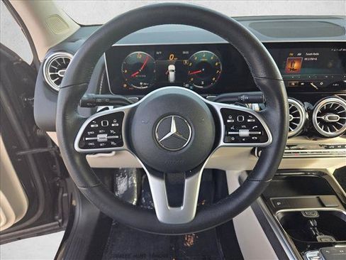 Used 2020 Mercedes-Benz GLB 250 image 14