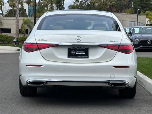 Certified 2022 Mercedes-Benz S 500 4MATIC image 4