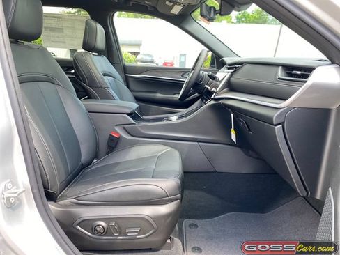 New 2026 Jeep Grand Cherokee Limited AWD/4WD image 6